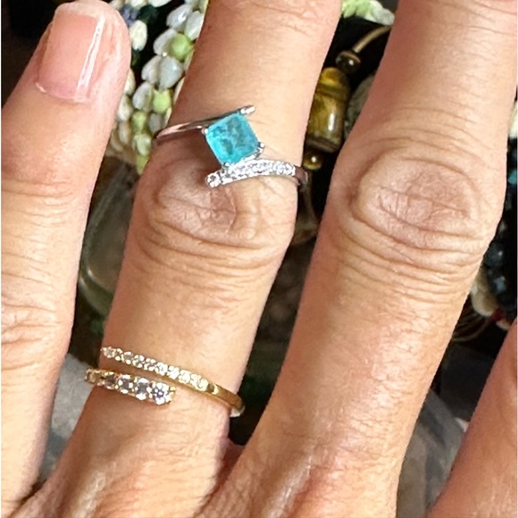 904. Minimalist Platinum-Plated .925 Sterling Silver Paraiba Tourmaline Ring - Picture 7 of 7